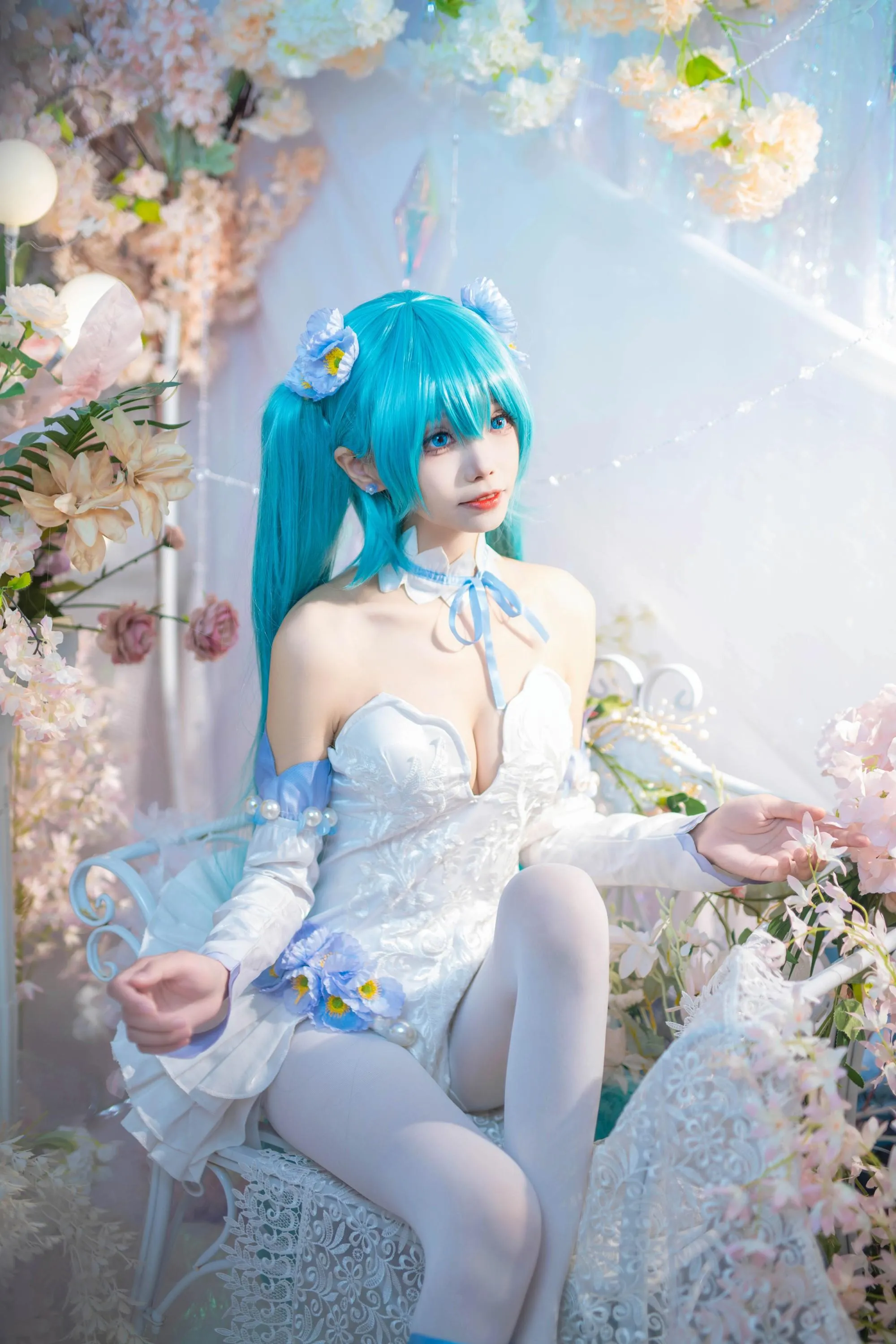 艾西Aiwest – NO.011 初音 粉蝶花 [42P]插图